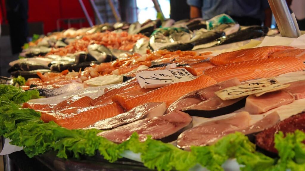saumons et thons riche en acide omega3 bons pour le cholestérol (1)