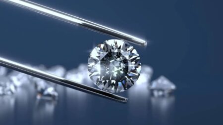 Comment évaluer la pureté d’un diamant ? Le guide !