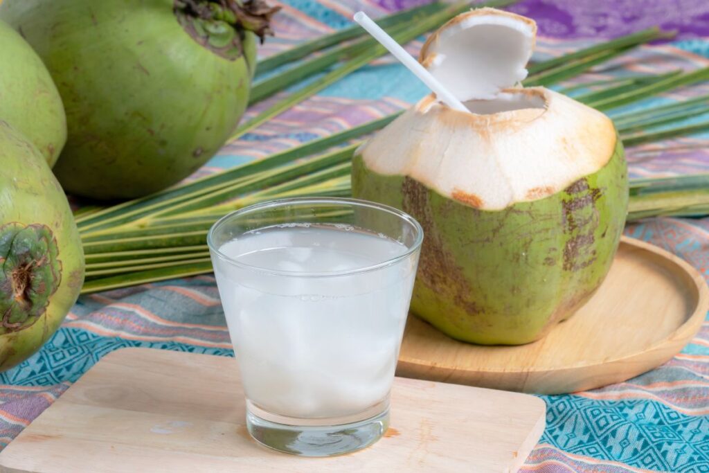 L'eau de coco riche en nutriments
