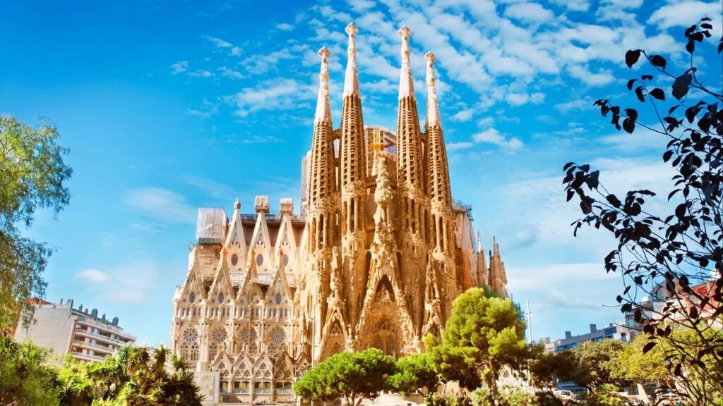 Top-destinations-des-français-Europe_Espagne_Barcelone_Sagrada_Familia (1)